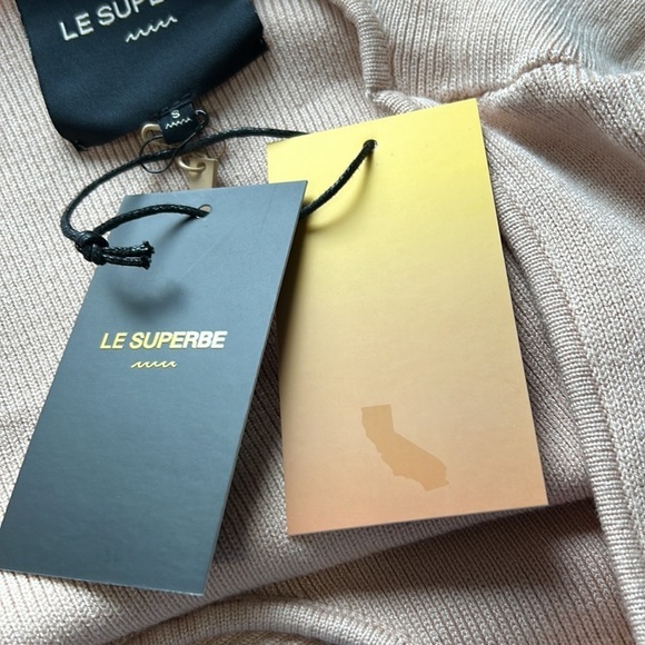 LE SUPERBE Twisted Sister Open Neckline Top Rib Knit Long Sleeve Nude Sz S NEW - Picture 11 of 15